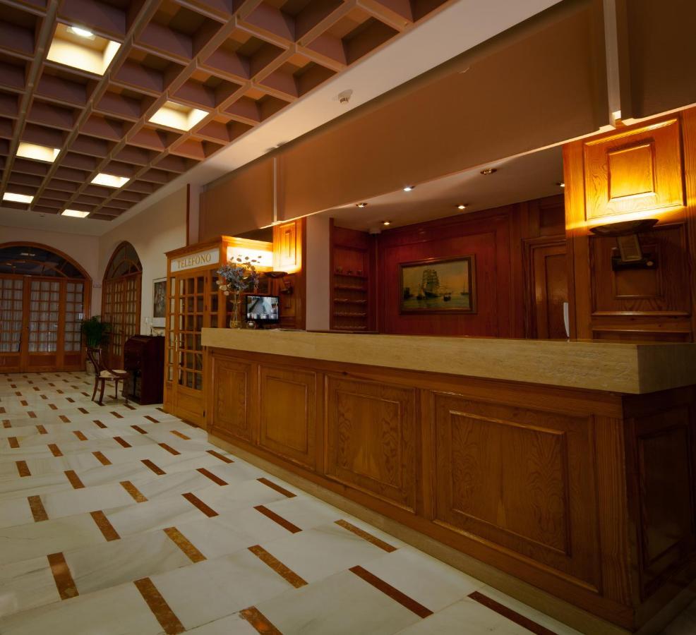 Hotel Regio 2 Cadiz Luaran gambar